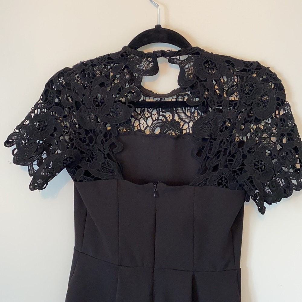 Black lace short romper - Picture 5 of 7